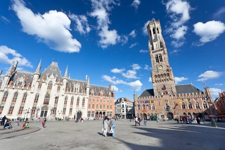La piazza principale di Bruges