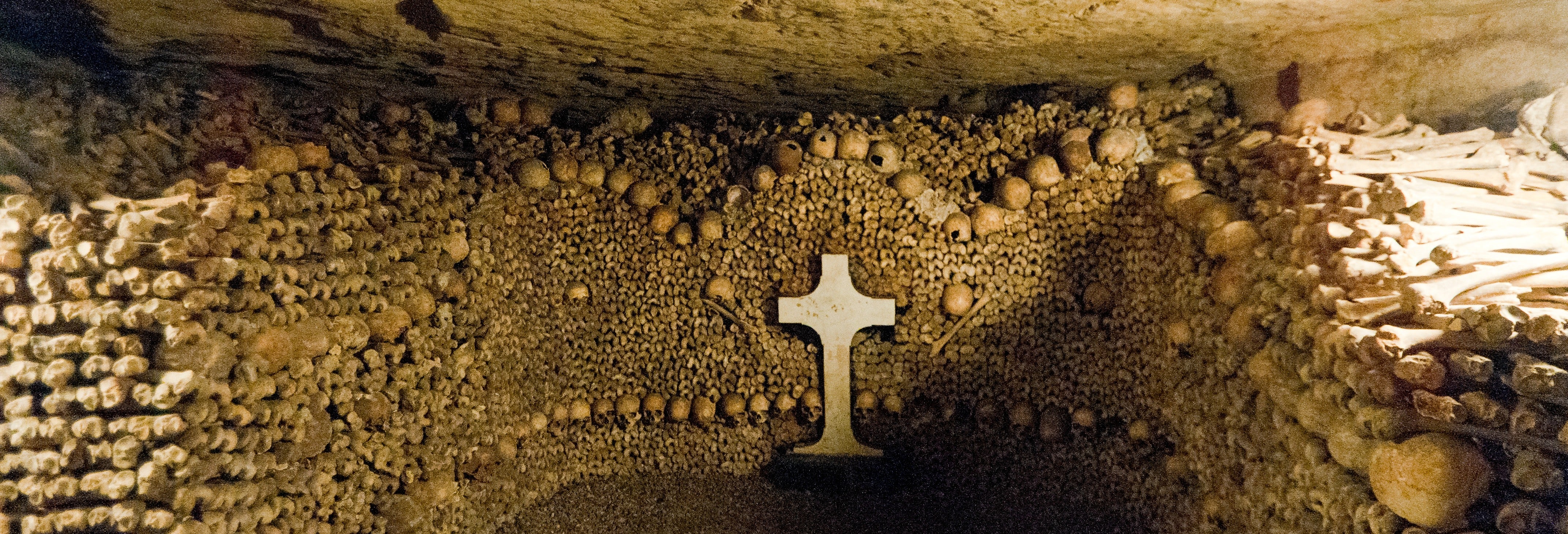 Tour delle Catacombe di Parigi