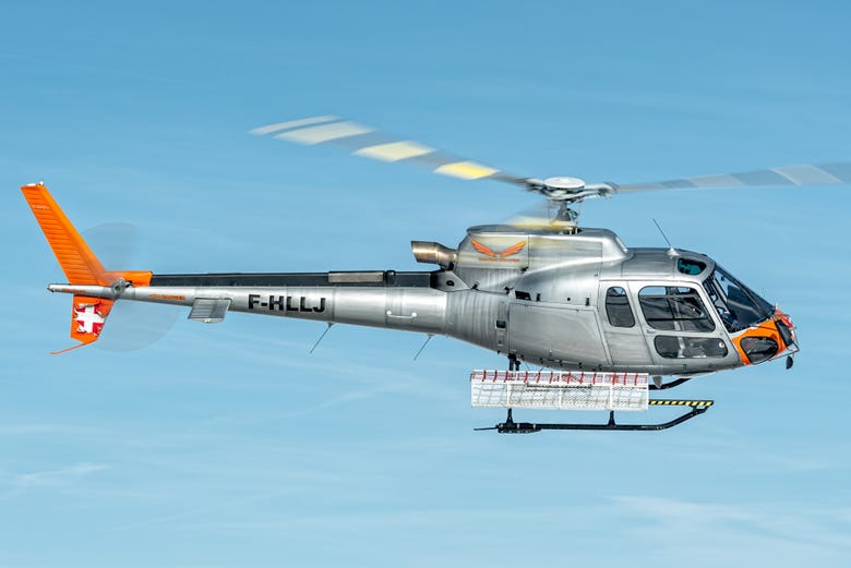 Paseo en helicóptero sobre los Pirineos orientales