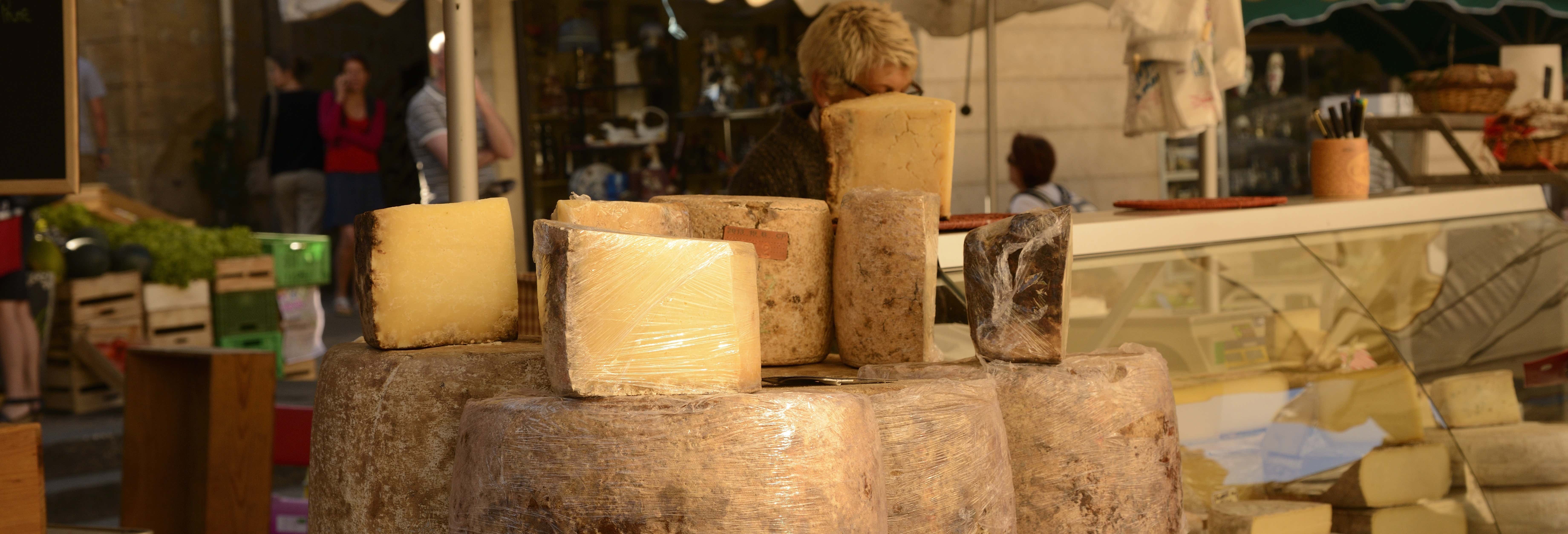 Tour gastronómico por el mercado de Sarlat