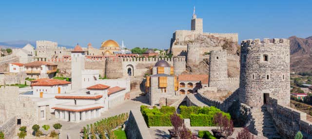 Excursión a Borjomi, Vardzia y el castillo de Rabati