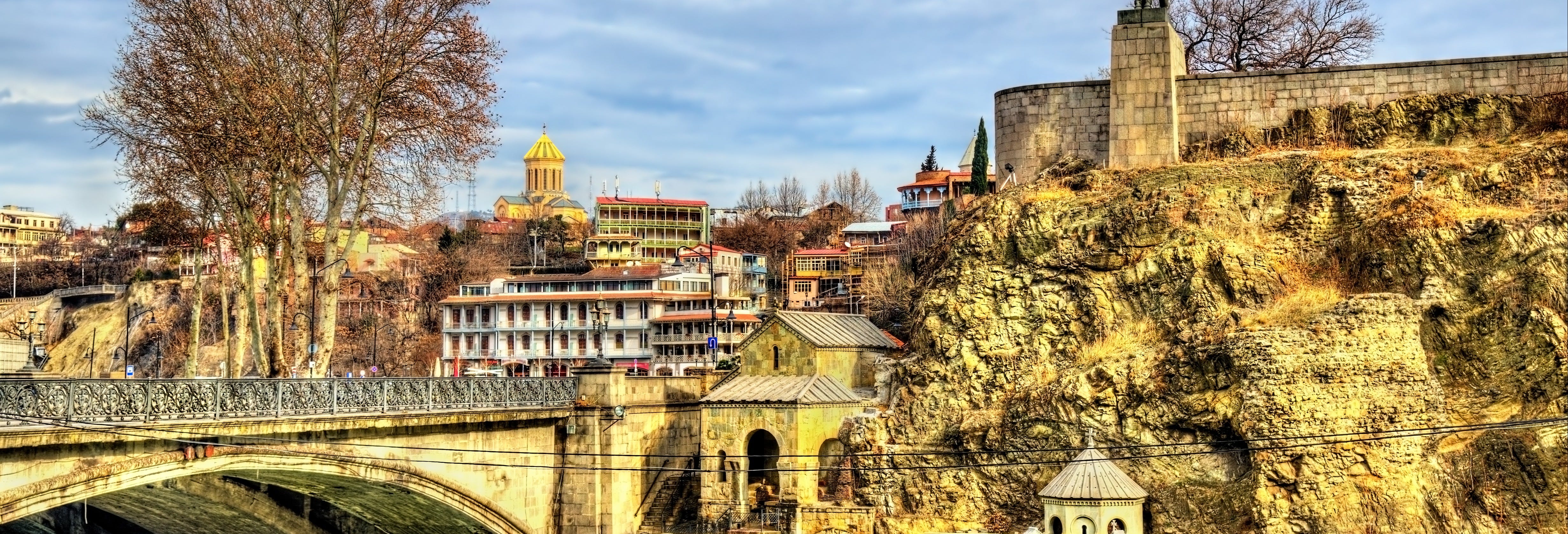 Tbilisi Tourist Bus - Book Online at Civitatis.com