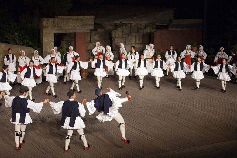 Espectáculo de danza griega