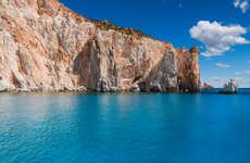 Tour en catamarán por Milos y Políegos