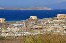 Excursión a las islas de Delos y Rhenia en barco