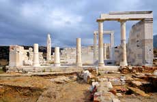 Naxos History Tour