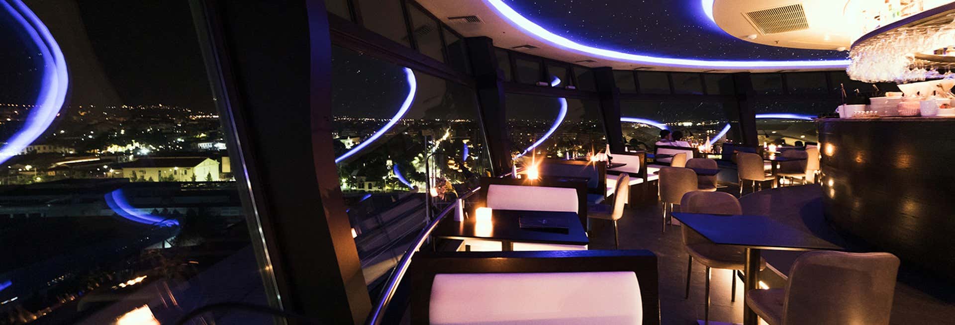 Déjeuner ou dîner sur la Tour OTE