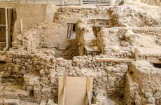 Excursión al yacimiento de Akrotiri