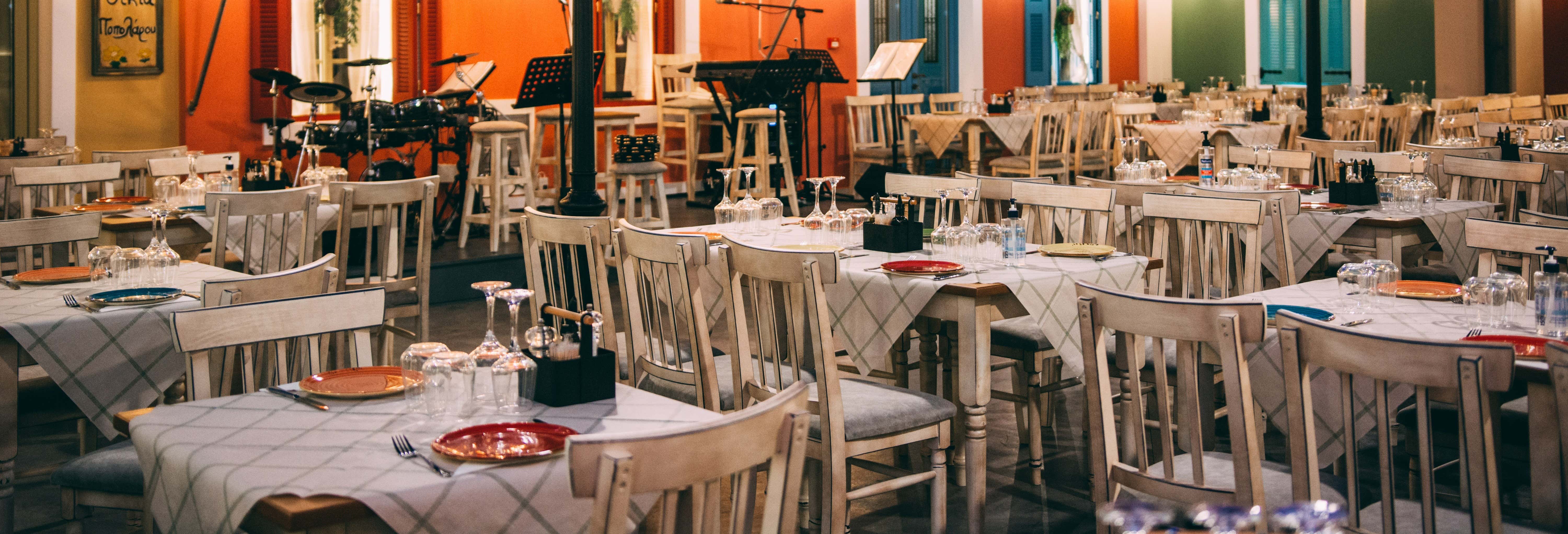 Greek Folklore Show & Dinner in Zakynthos