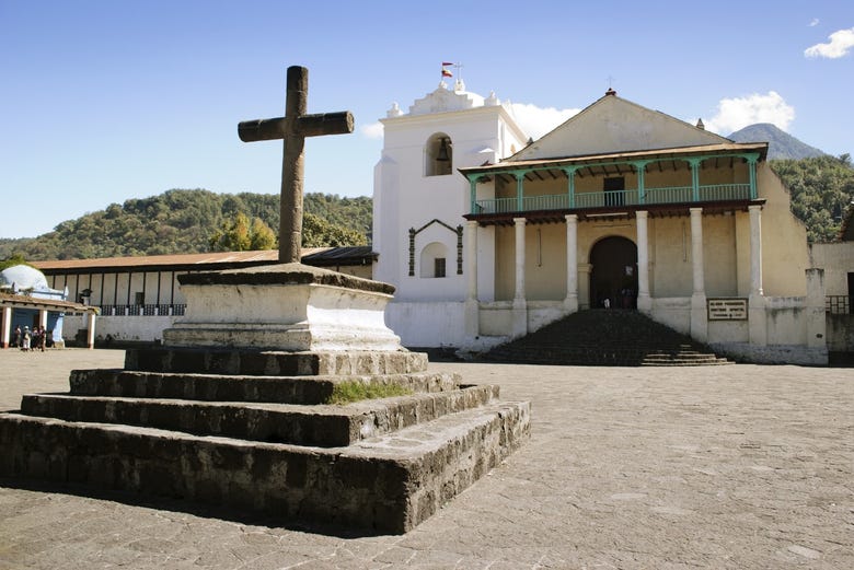 Iglesia de Santiago, en Atitlán