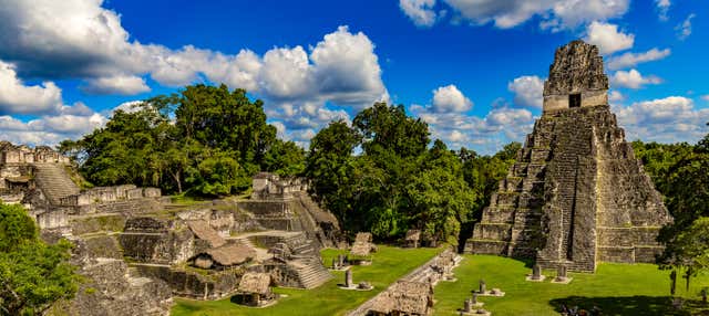 Excursión a Tikal en avión