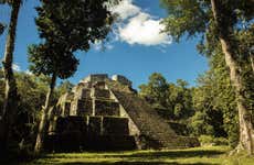 Excursión a Yaxhá
