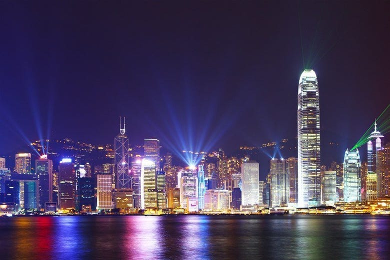 Panorámica nocturna de Hong Kong