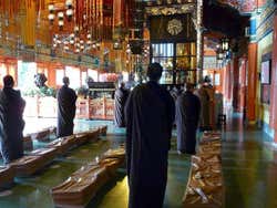 Monasterio Po Lin: Monjes