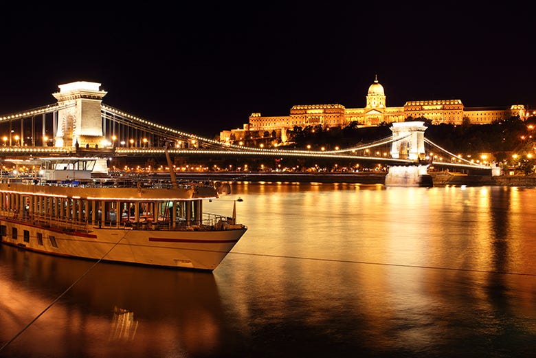 Budapest night cruise