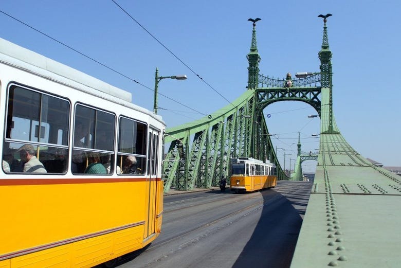 Tramway dans la ville de Budapest