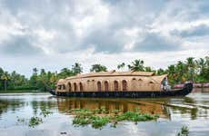 Alleppey Houseboat Overnight Tour