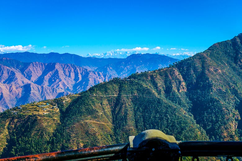 Vistas a la cordillera del Himalaya