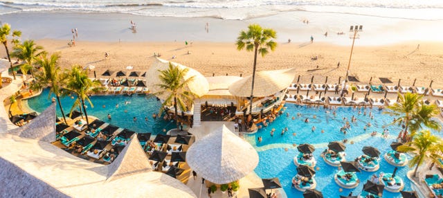 23+ Finn's Beach Club Bali Booking
