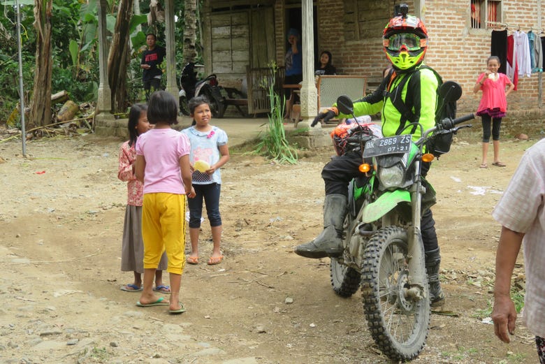 Profitez de la balade à moto à Bali