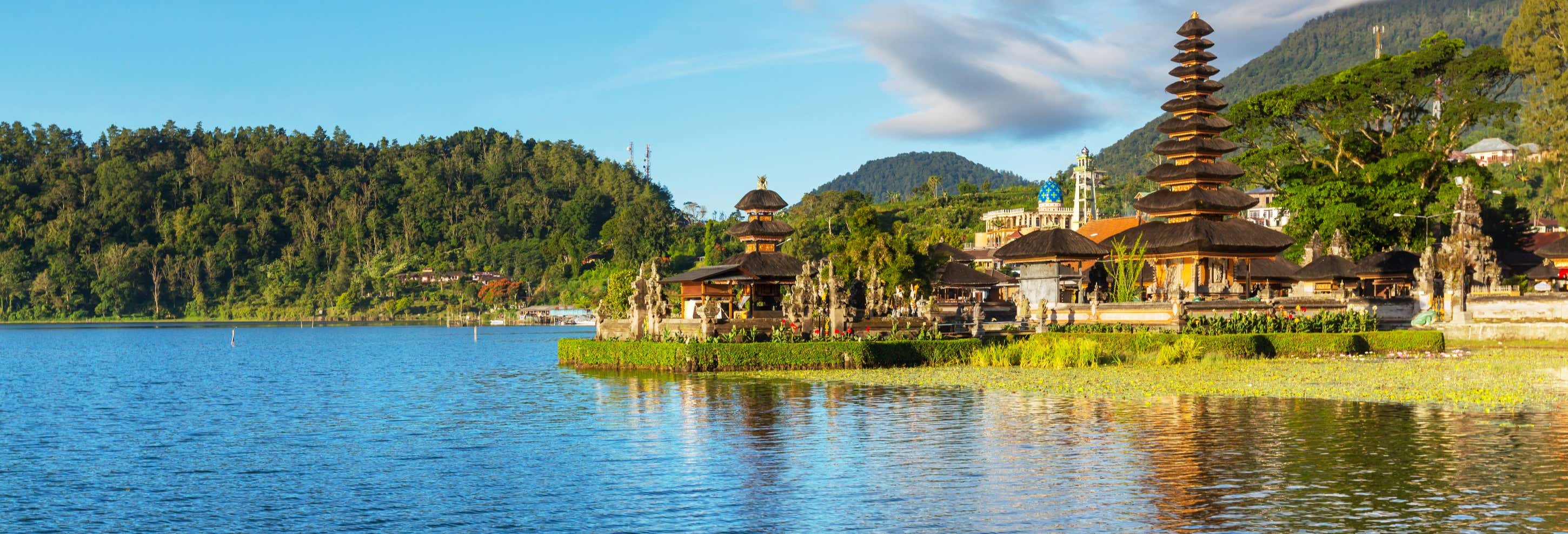 Tanah Lot, cachoeiras Nung Nung e Bedugul