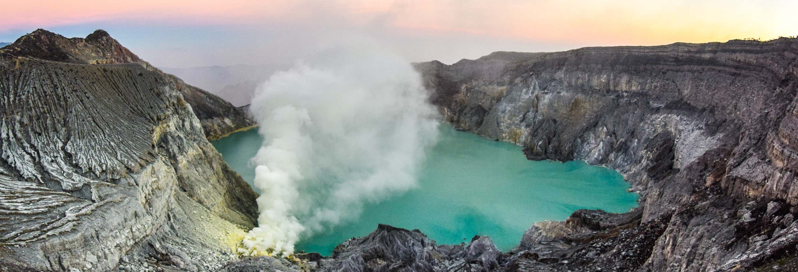 3 giorni al Monte Bromo e Ijen da Surabaya fino a Bali