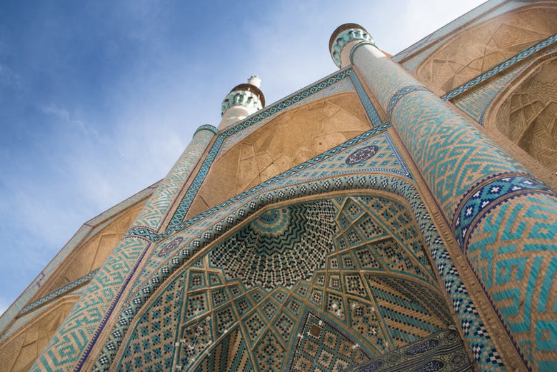 Fachada de la mezquita de Yazd