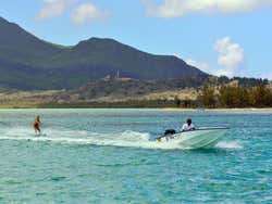 Testez le ski nautique