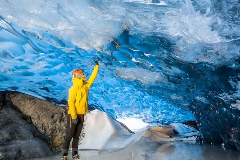 Vatnajökull Glacier & Blue Ice Cave Hike from Höfn