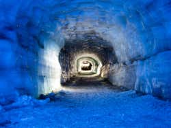 Cueva de hielo en Langjökull