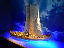 Maquette de bateau viking