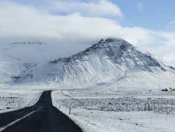 Paisaje de invierno en la Ring Road