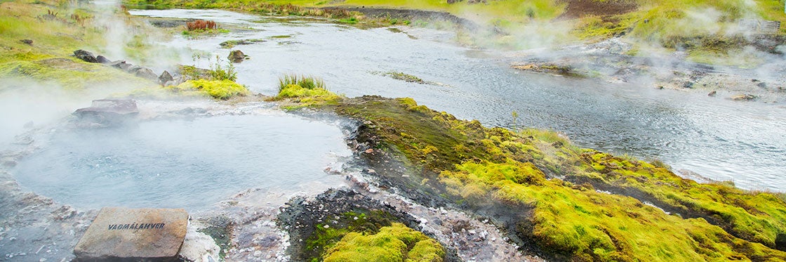 Secret Lagoon en Islande