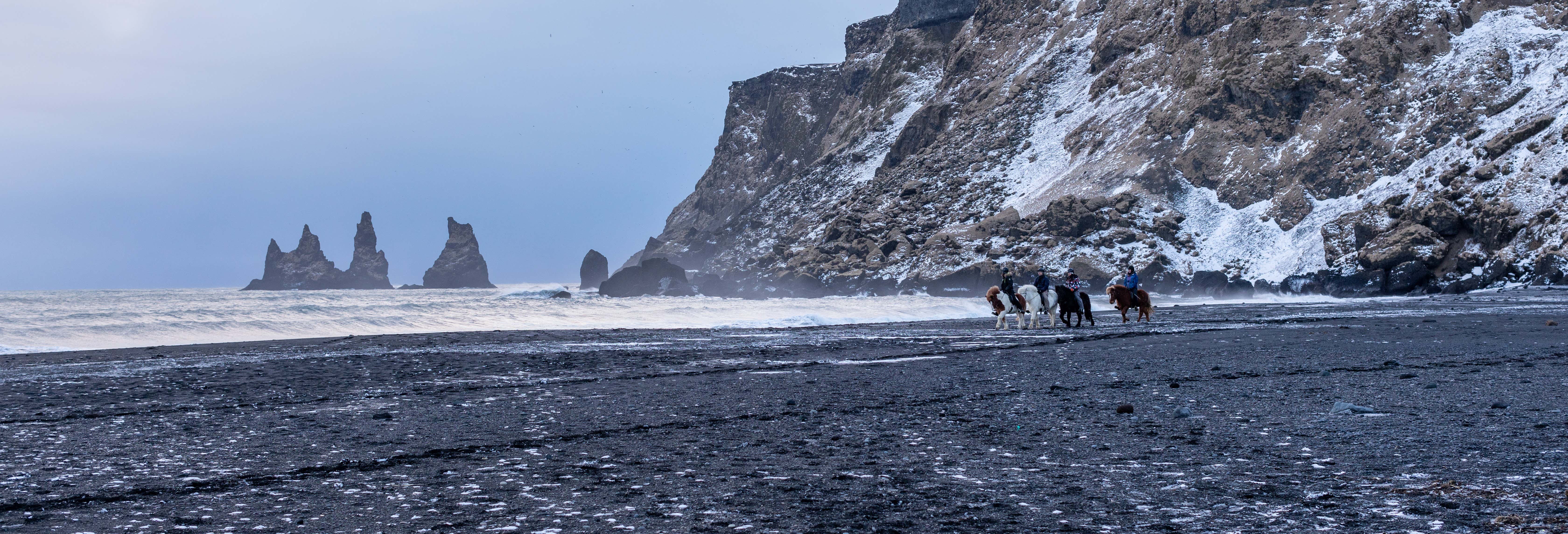 Black Beach Horse Riding Tour