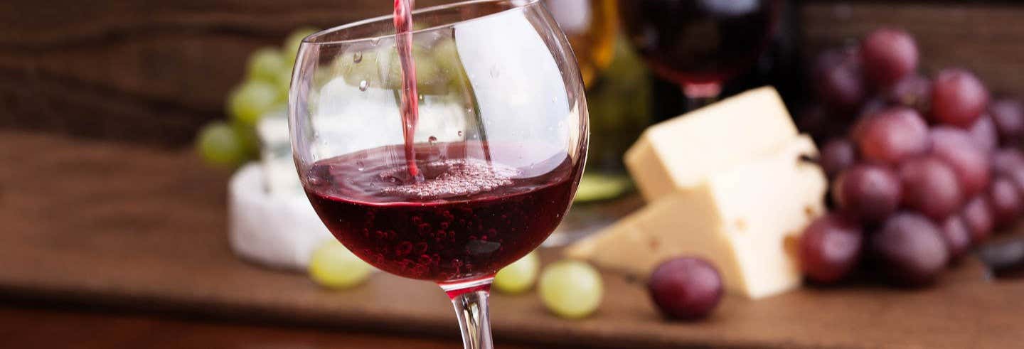 Tour di una cantina con degustazione di formaggi e vini umbri
