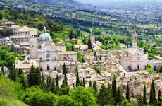 Tour privado por Asís con guía en español