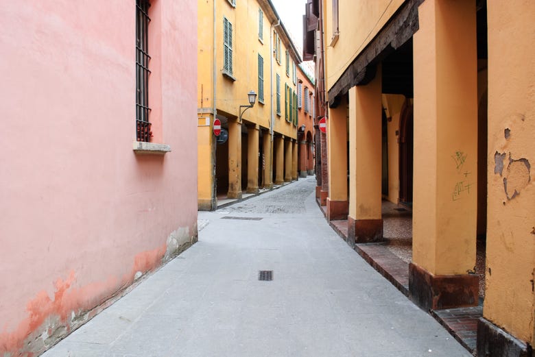 Recorriendo las calles del barrio judío de Bolonia