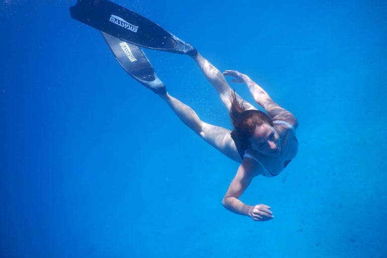 Praticando snorkel no golfo de Orosei