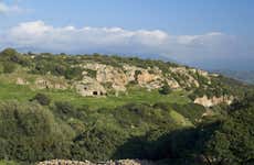 Excursão à Necrópole de Montessu