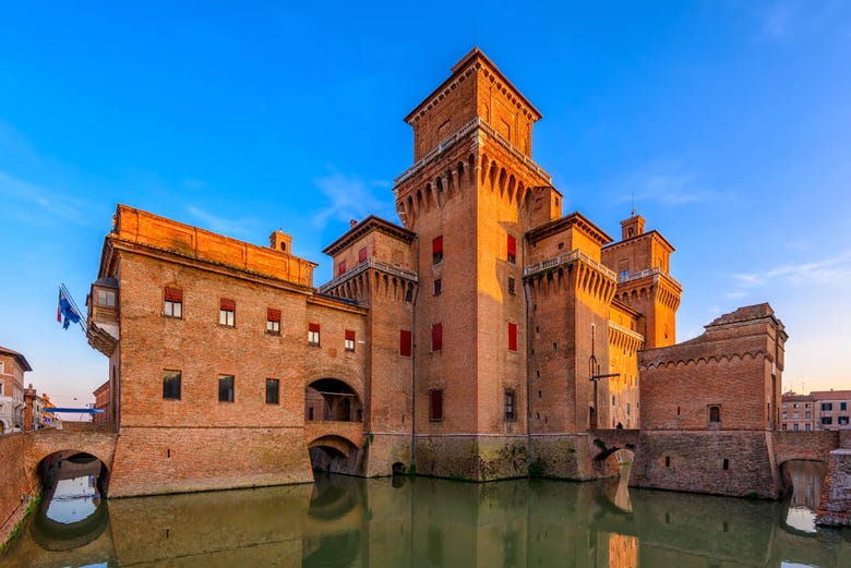 Castelo dos Este no centro de Ferrara