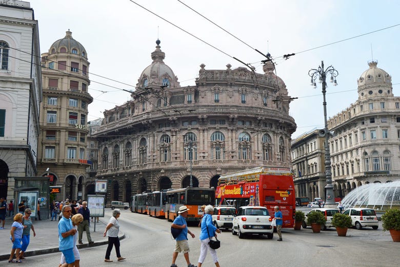 Genoa sightseeing bus