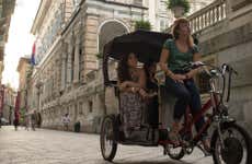 Tour de tuk tuk por Gênova