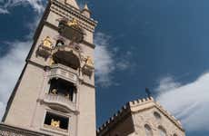 Tour del Duomo di Messina e della chiesa dell'Annunziata dei Catalani