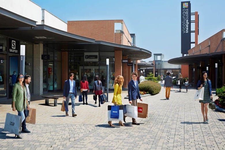 Shopping around the outlets at Vicolungo