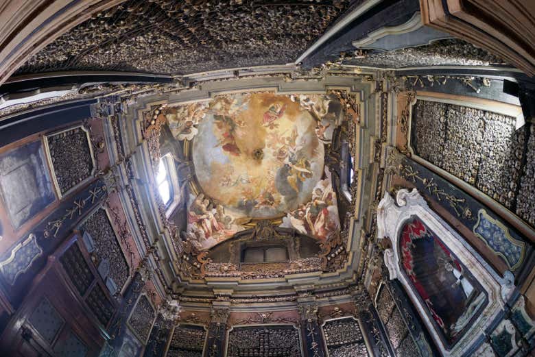 Walls decorated with human bones in San Bernardino alle Ossa