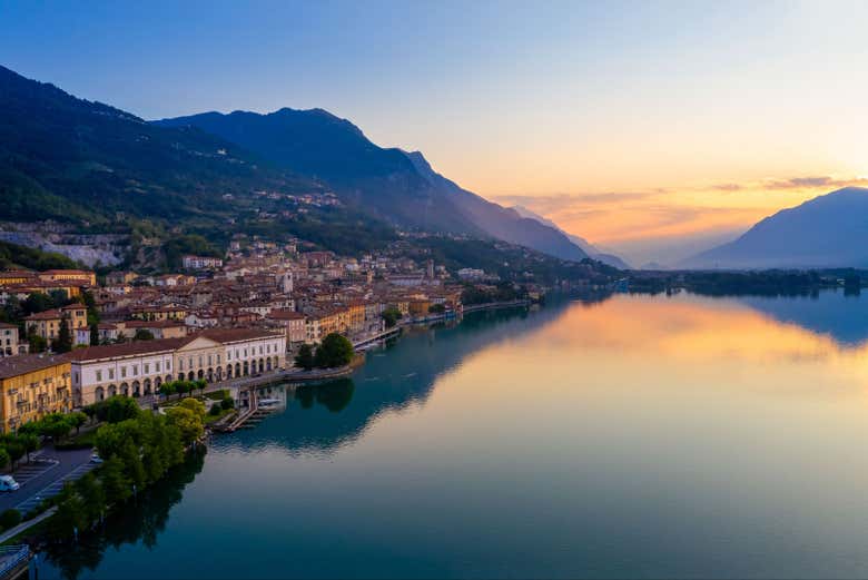 Dawn over Lake Iseo