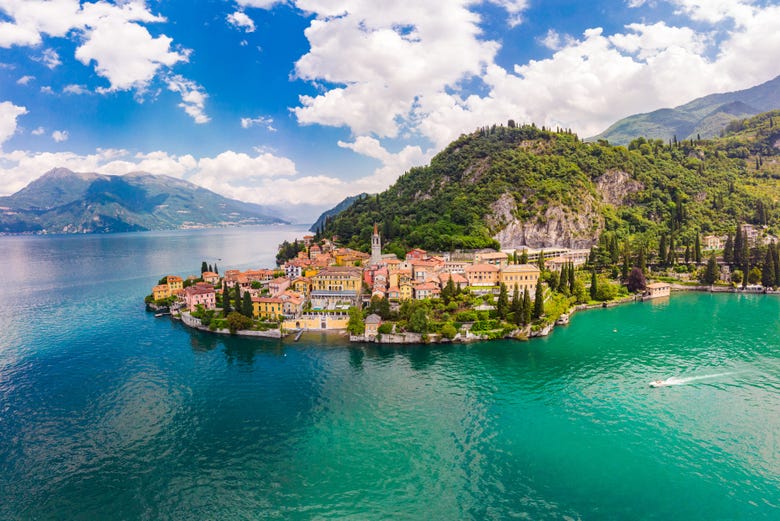 Landscapes of Lake Como