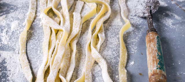Aula de cozinha italiana com refeição