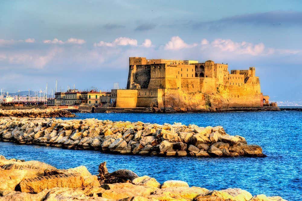 Giro in barca nel Golfo di Napoli Giro in barca nel Golfo di Napoli