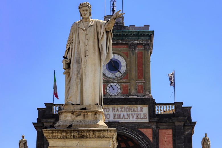 Statue of Dante Alighieri in Naples